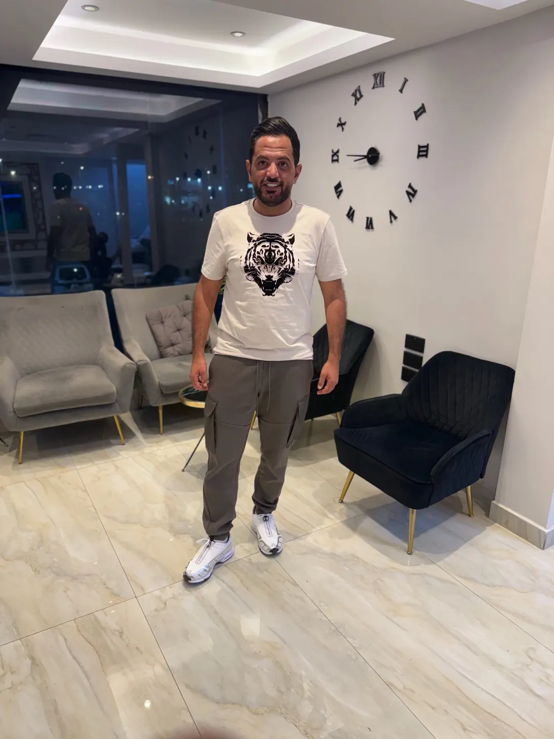 Post — image 1 of 2